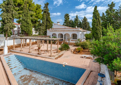 Resale · detached house · Costeres