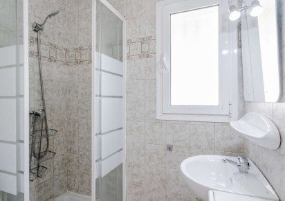 Resale · detached house · Costeres