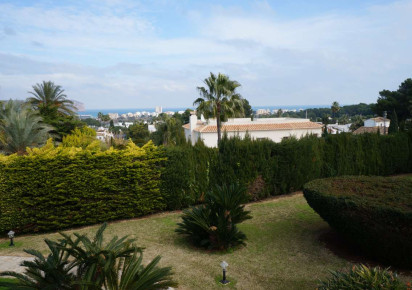 Resale · detached house · Jávea