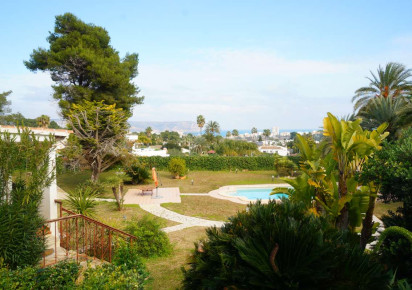 Resale · detached house · Jávea