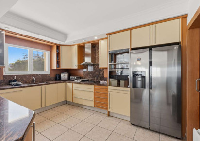 Resale · detached house · Les Bassetes