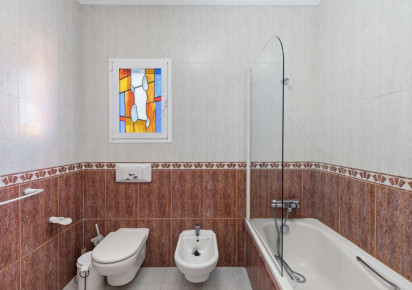 Resale · detached house · Les Bassetes