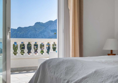 Resale · detached house · Les Bassetes