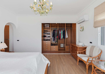 Resale · detached house · Les Bassetes