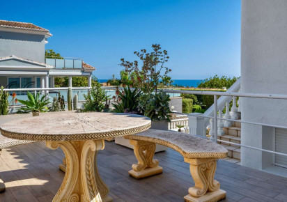 Resale · detached house · Les Bassetes