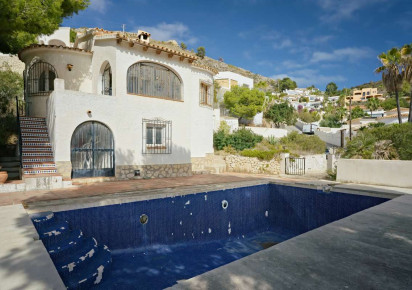 Resale · detached house · Moraira