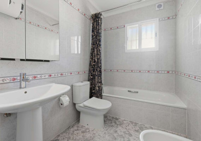 Resale · detached house · Oltamar