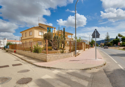 Resale · detached house · Orihuela · Hurchillo