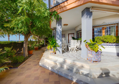 Resale · detached house · Santa Pola