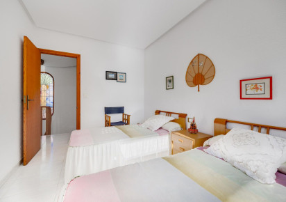 Resale · detached house · Santa Pola