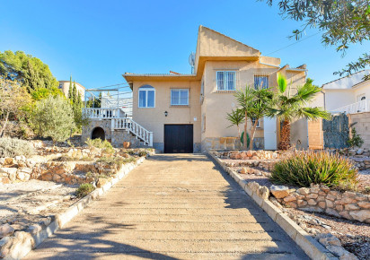 Resale · Detached House / Villa · Torrevieja · Los balcones