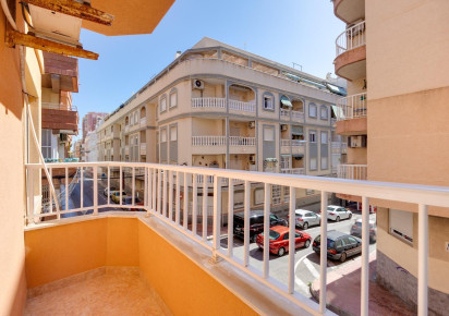 Resale · Flat · Torrevieja · Playa de los locos