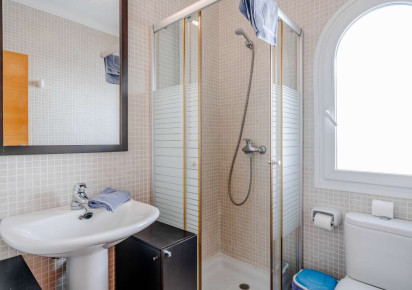 Resale · House · Calpe