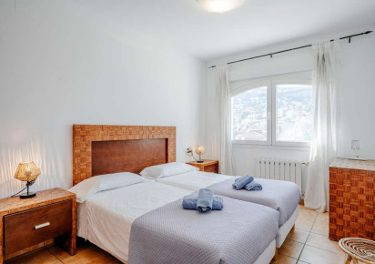 Resale · House · Calpe