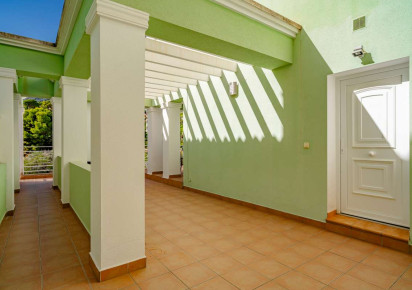 Resale · House · Calpe