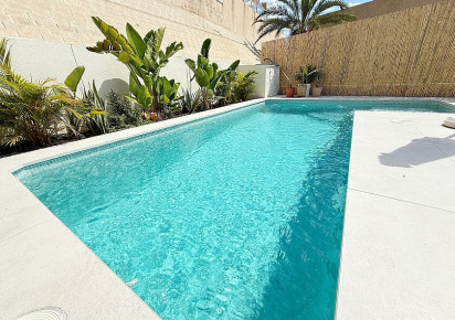 Resale · Luxury villa · Orihuela Costa · La Zenia