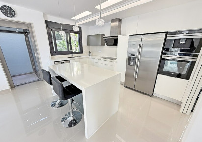 Resale · Luxury villa · San Miguel de Salinas · Mirador de San Miguel