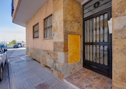 Resale · penthouse · Almoradi