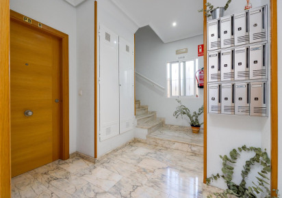 Resale · penthouse · Almoradi
