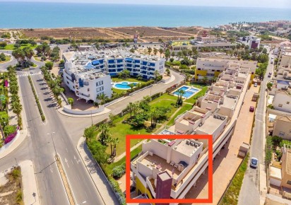 Resale · penthouse · Playa Flamenca