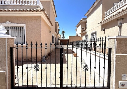 Resale · Semidetached villa · Orihuela Costa · Cabo Roig