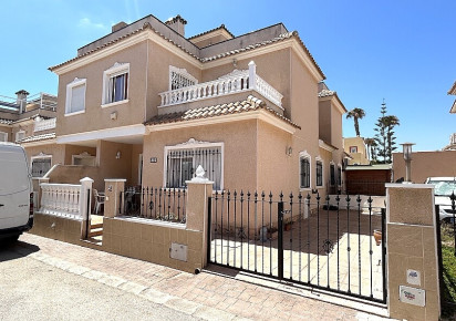 Resale · Semidetached villa · Orihuela Costa · Cabo Roig