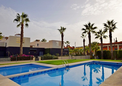 Resale · Semidetached villa · Orihuela Costa · villamartin