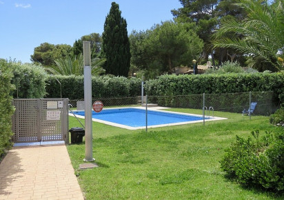 Resale · Semidetached villa · Punta Prima