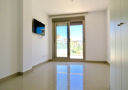 Resale · Semidetached villa · Punta Prima