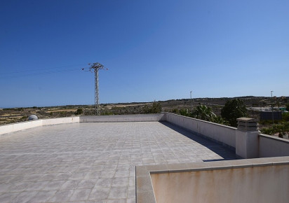 Resale · Semidetached villa · San Miguel de Salinas