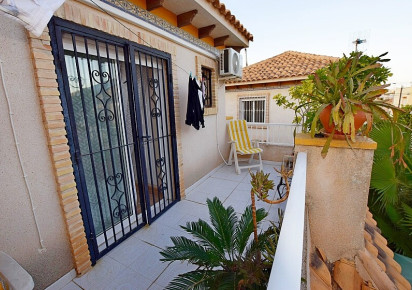 Resale · Semidetached villa · Torrevieja · Calas - norte ciudad