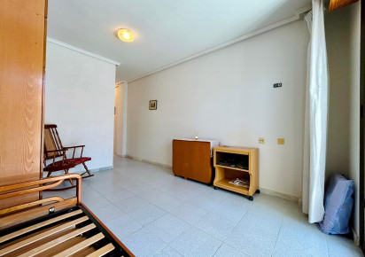 Resale · studio apartment · El Chaparral