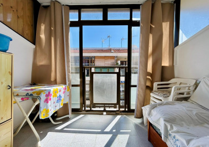 Resale · studio apartment · El Chaparral