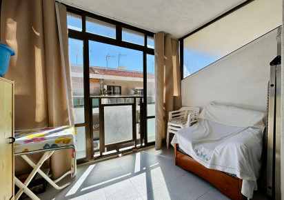 Resale · studio apartment · El Chaparral