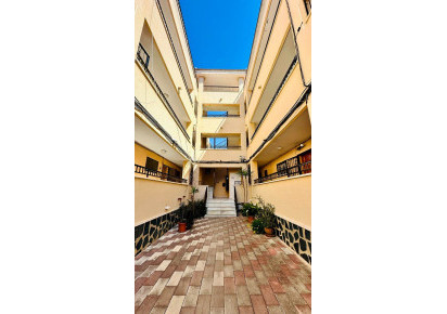 Resale · studio apartment · El Chaparral