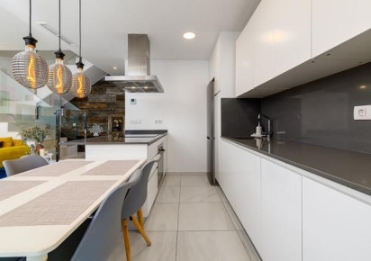 Resale · terraced house · Orihuela Costa · Las Filipinas