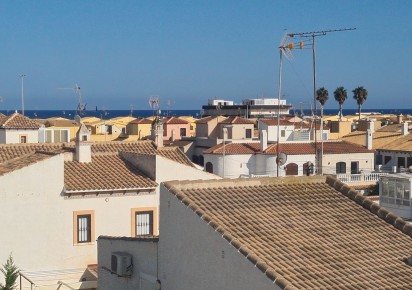 Resale · terraced house · Torrevieja · Centro