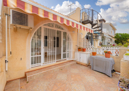 Resale · terraced house · Torrevieja