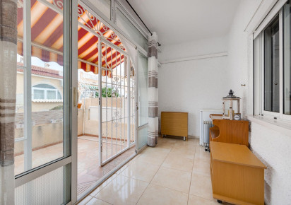 Resale · terraced house · Torrevieja