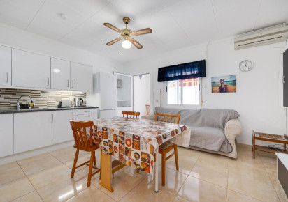 Resale · terraced house · Torrevieja