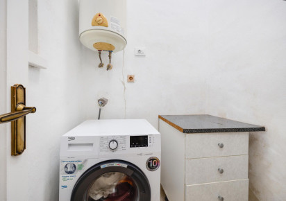 Resale · terraced house · Torrevieja