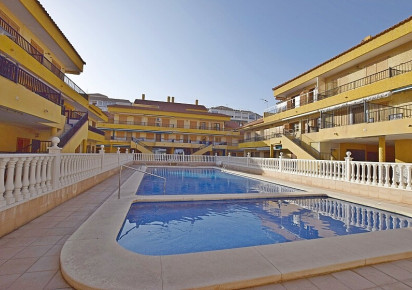 Resale · Townhouse · La Mata