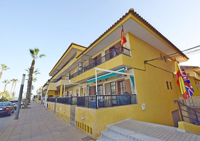 Resale · Townhouse · La Mata