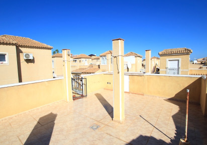 Resale · Townhouse · Los Balcones