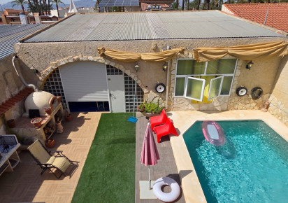 Resale · Townhouse · San Isidro