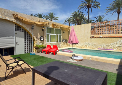 Resale · Townhouse · San Isidro