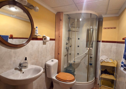 Resale · Townhouse · San Isidro