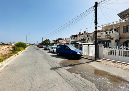 Resale · Townhouse · Torrevieja · La Siesta - El Salado -  Torreta