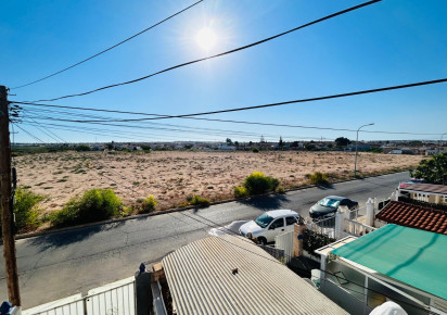 Resale · Townhouse · Torrevieja · La Siesta - El Salado -  Torreta