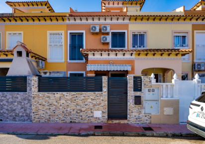 Resale · Townhouse · Torrevieja - La Torreta